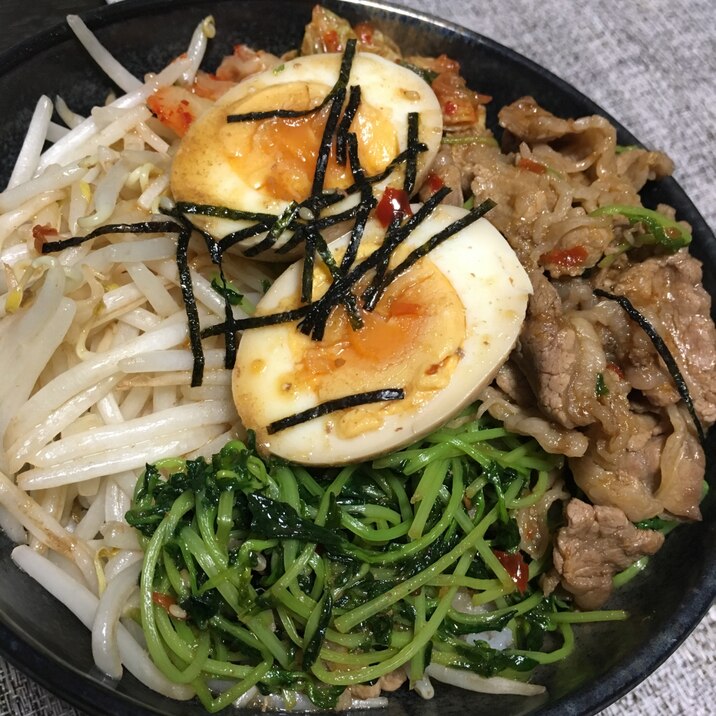 低価格♩豆苗でビビンバ風丼ぶり♩